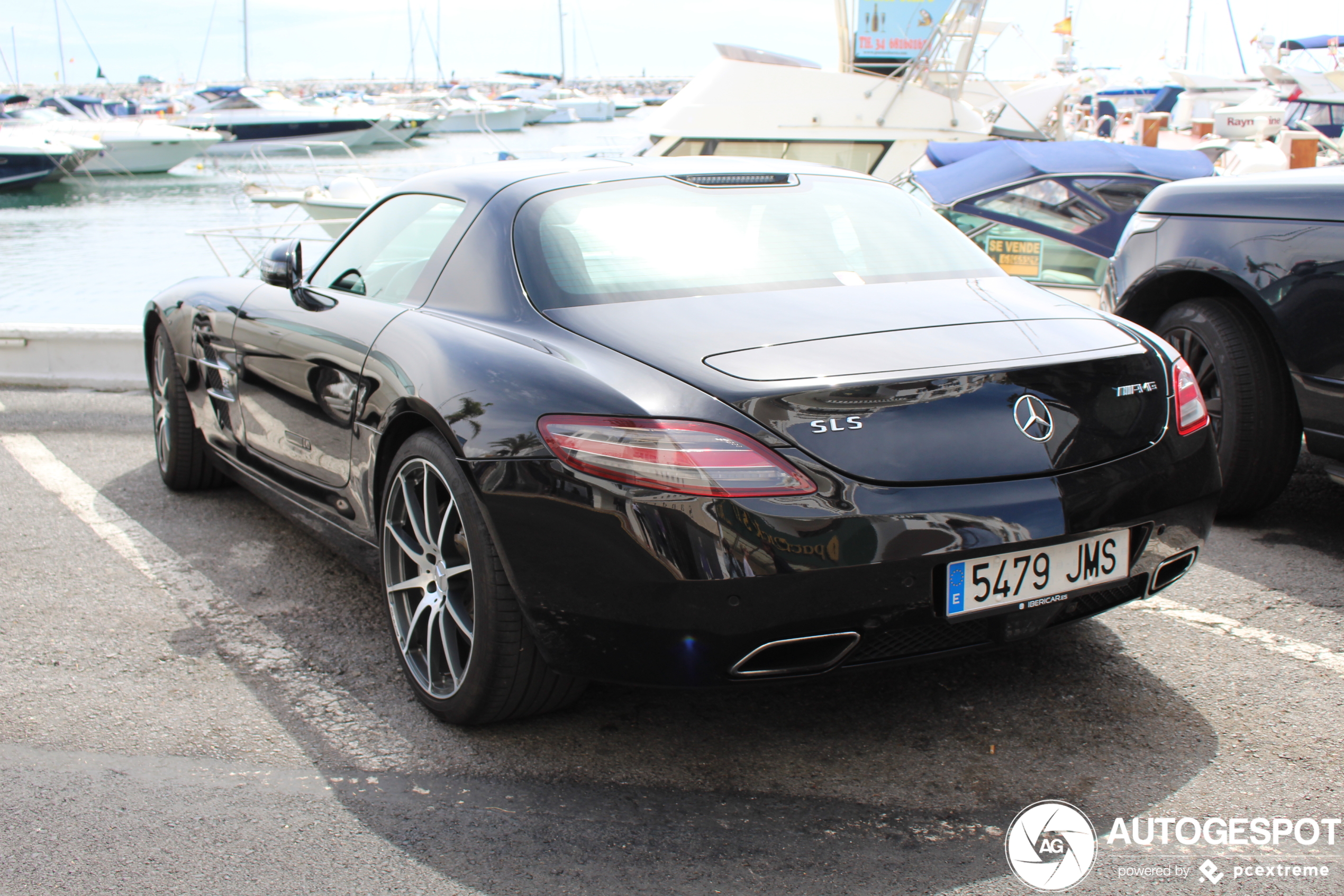 Mercedes-Benz SLS AMG