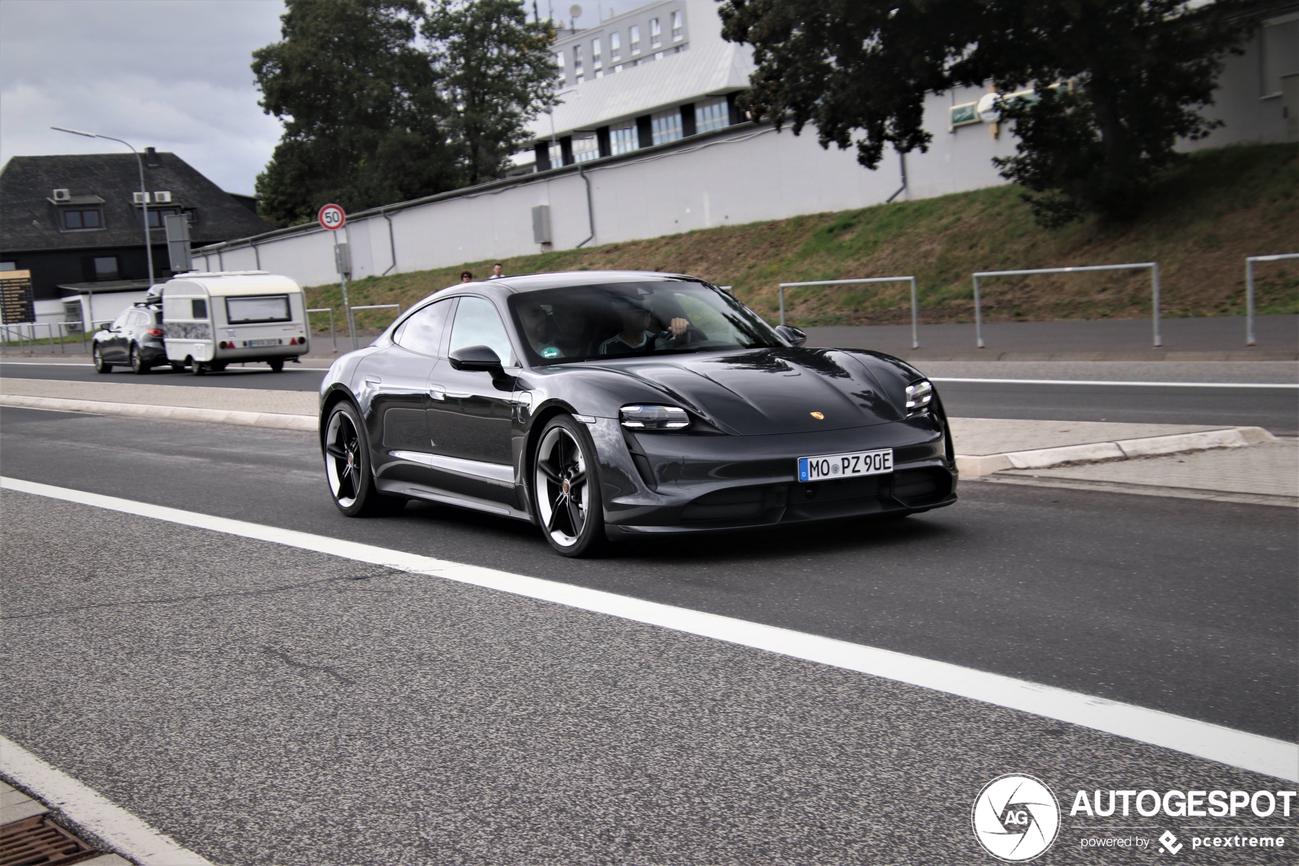 Porsche Taycan Turbo