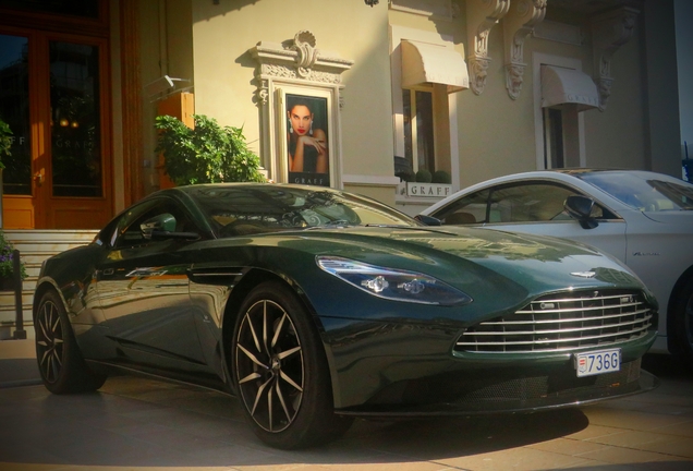 Aston Martin DB11