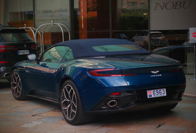 Aston Martin DB11 V8 Volante