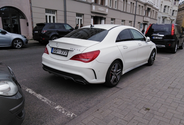 Mercedes-AMG CLA 45 C117