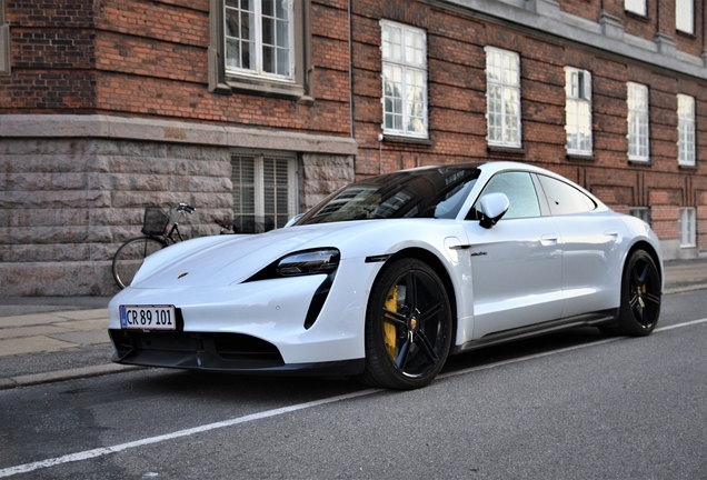 Porsche Taycan Turbo S