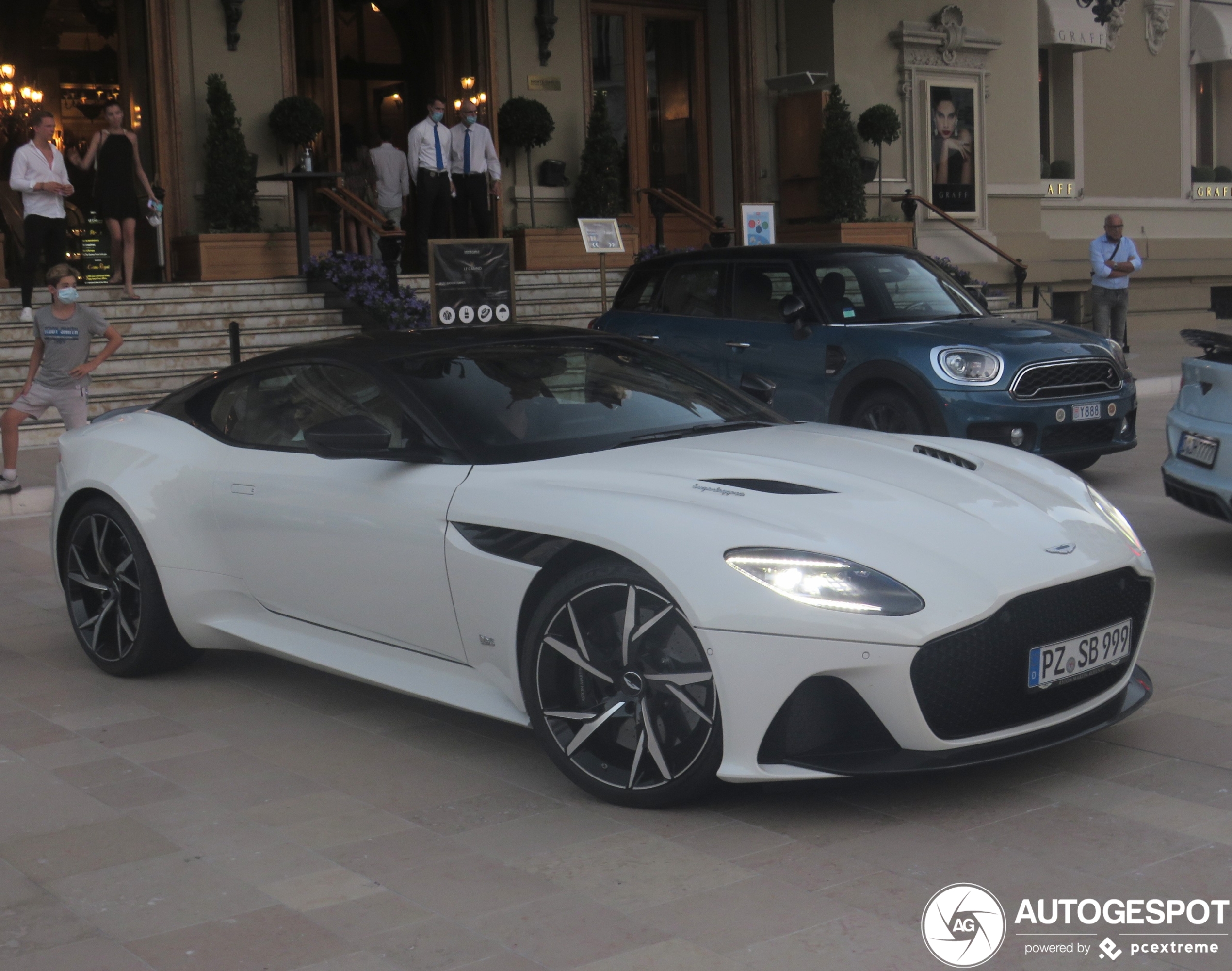 Aston Martin DBS Superleggera