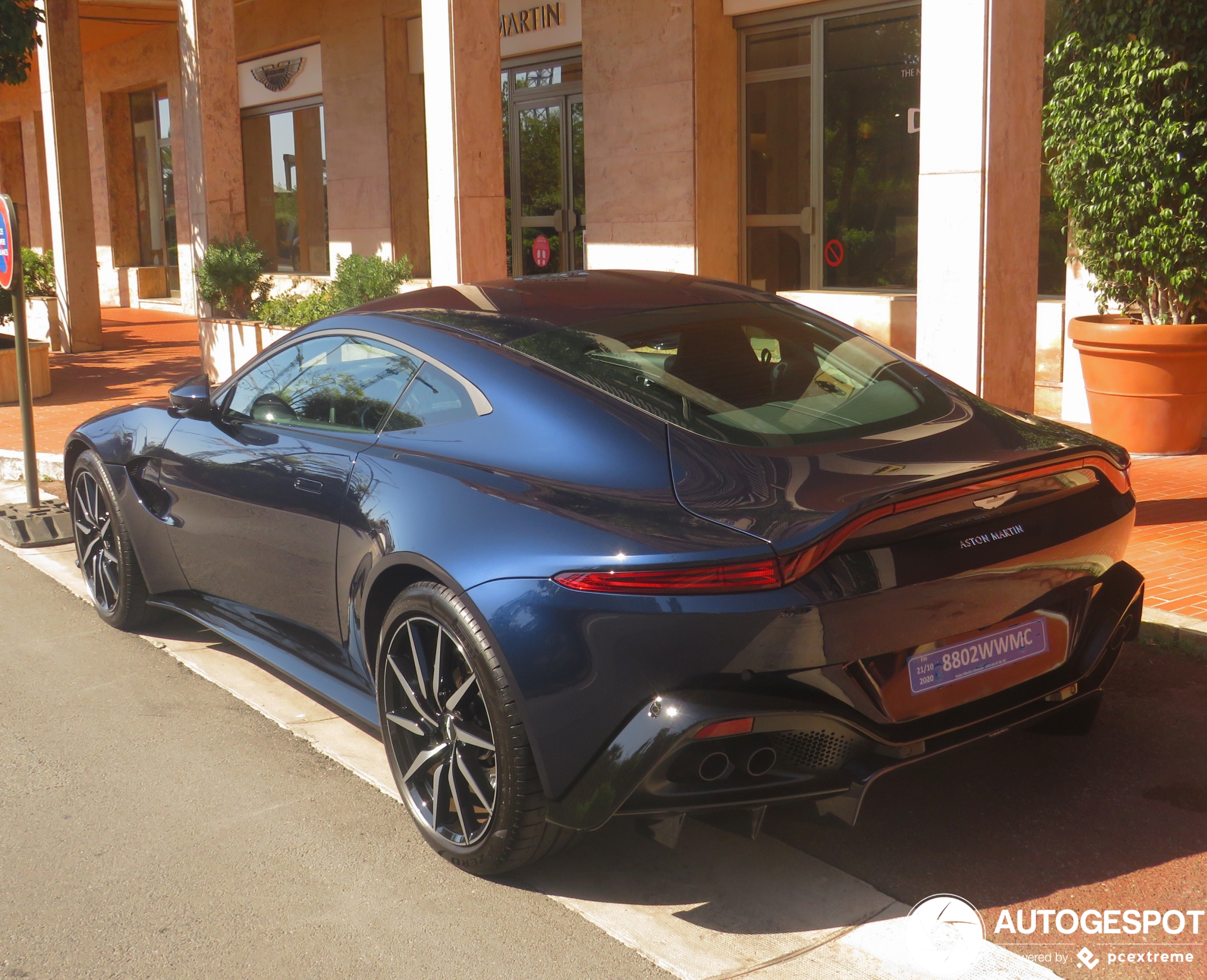 Aston Martin V8 Vantage 2018