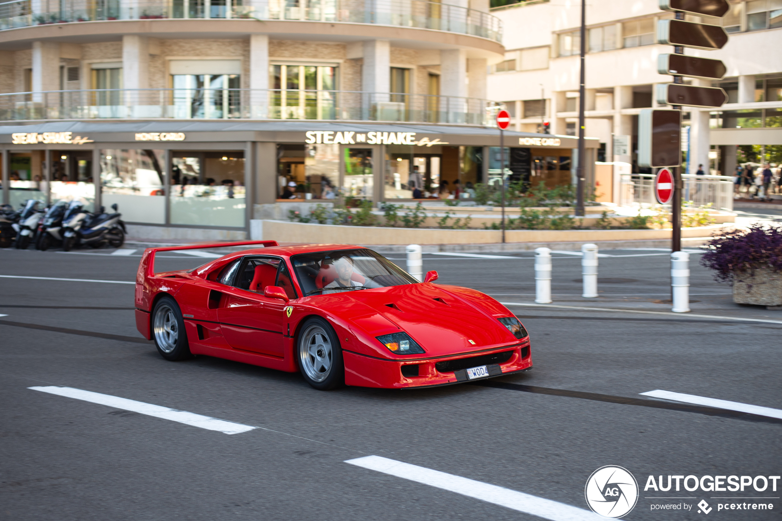 Ferrari F40