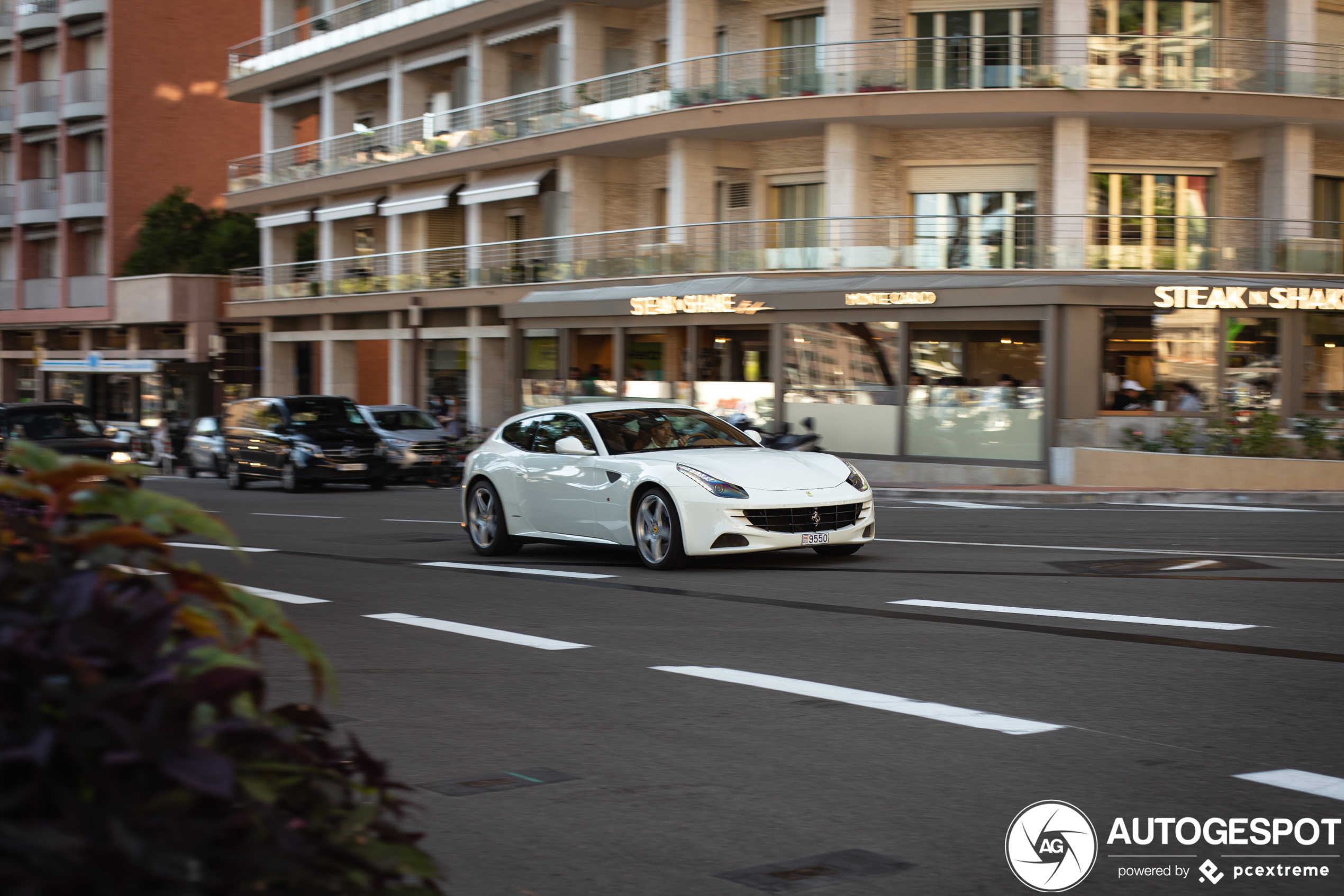 Ferrari FF