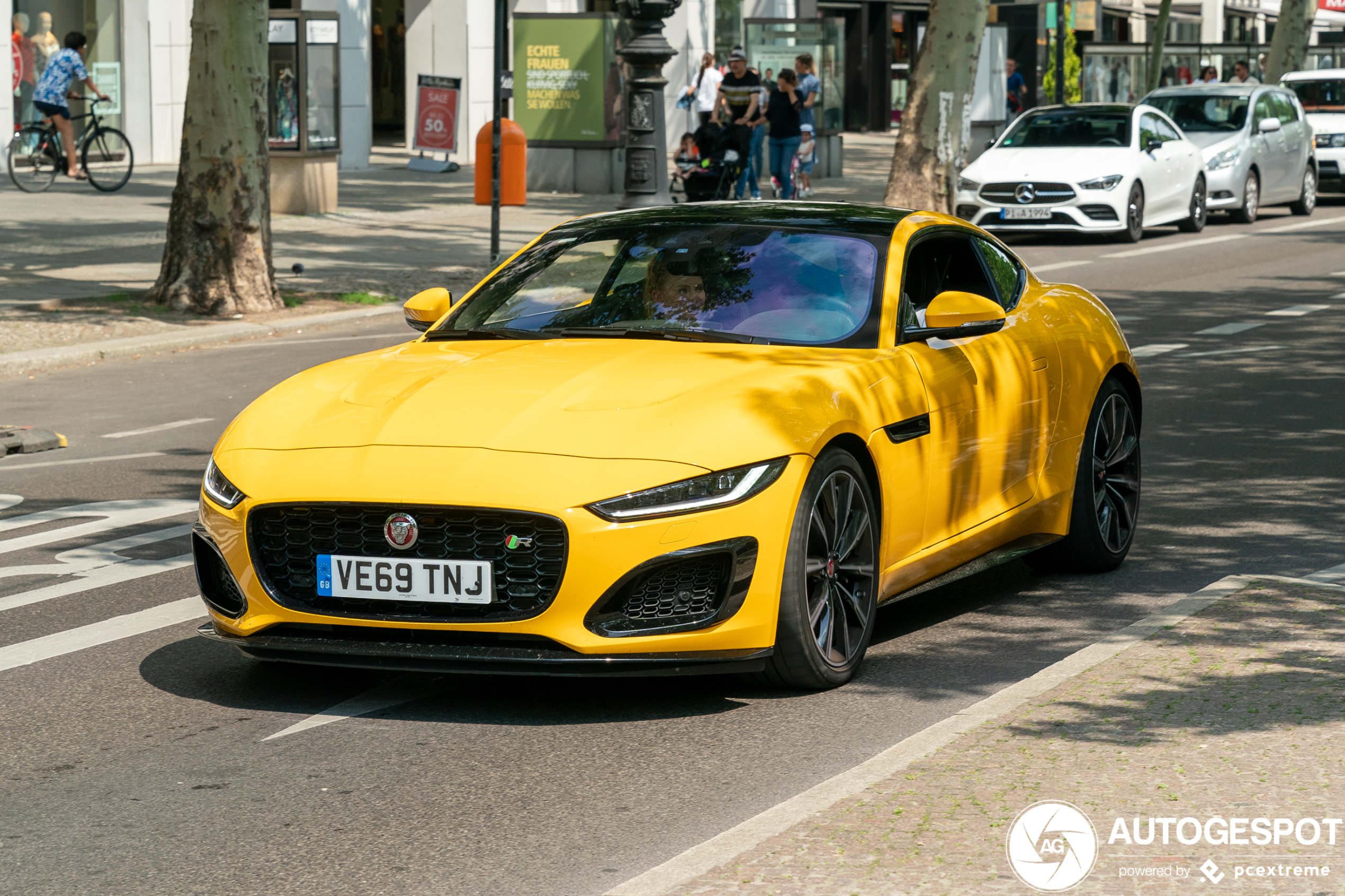 Jaguar F-TYPE R Coupé 2020