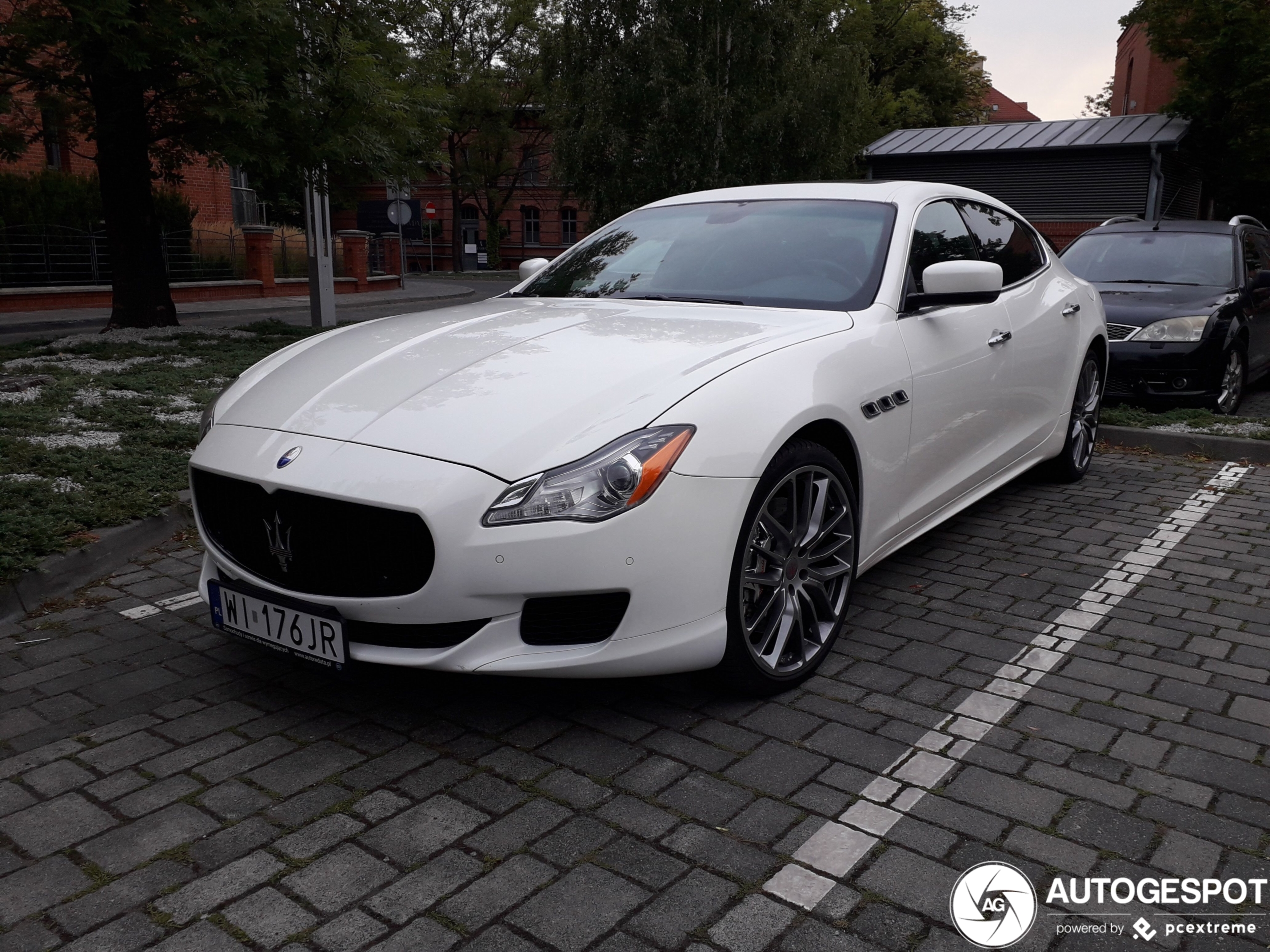 Maserati Quattroporte GTS 2013