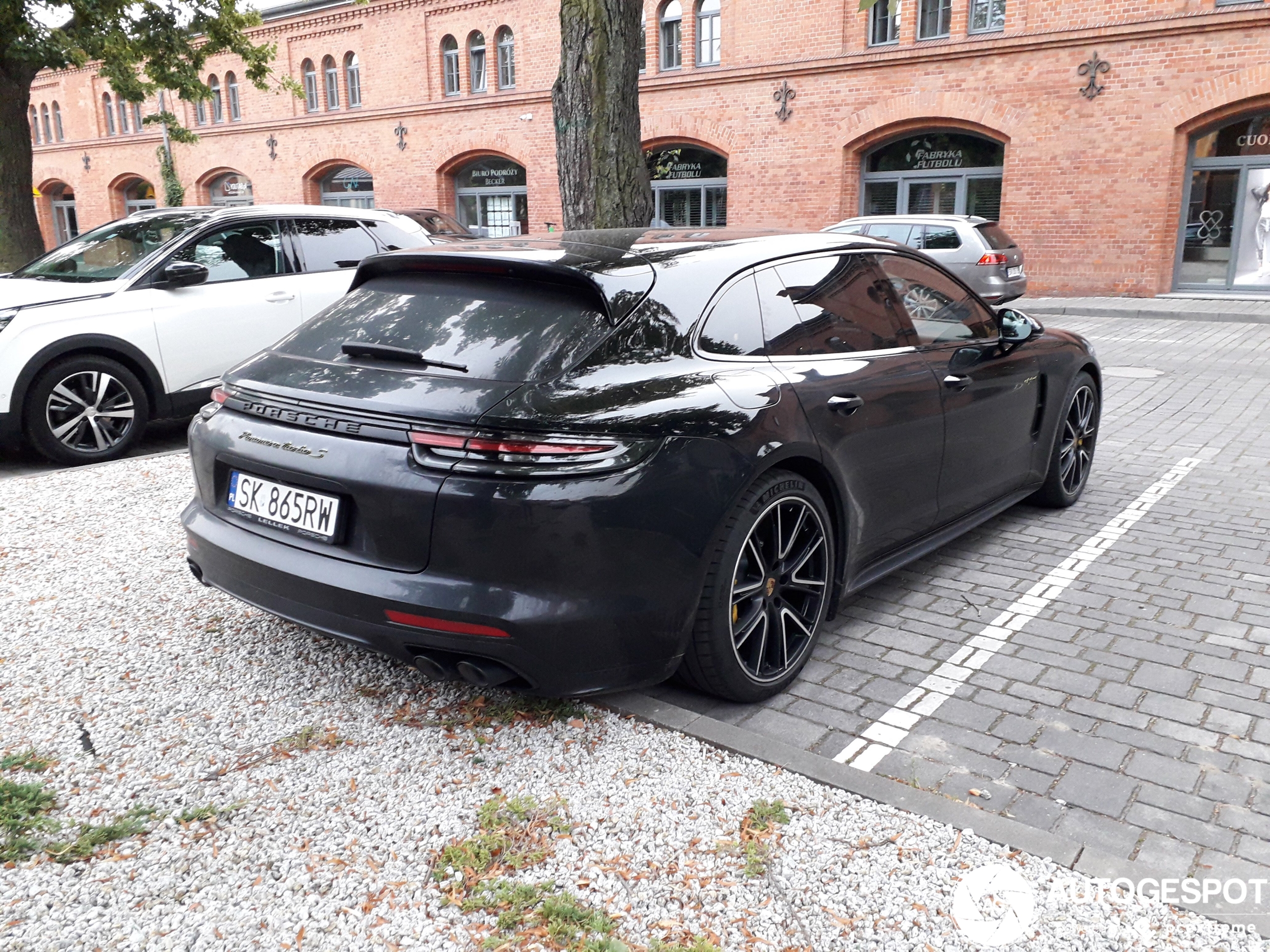 Porsche 971 Panamera Turbo S E-Hybrid Sport Turismo