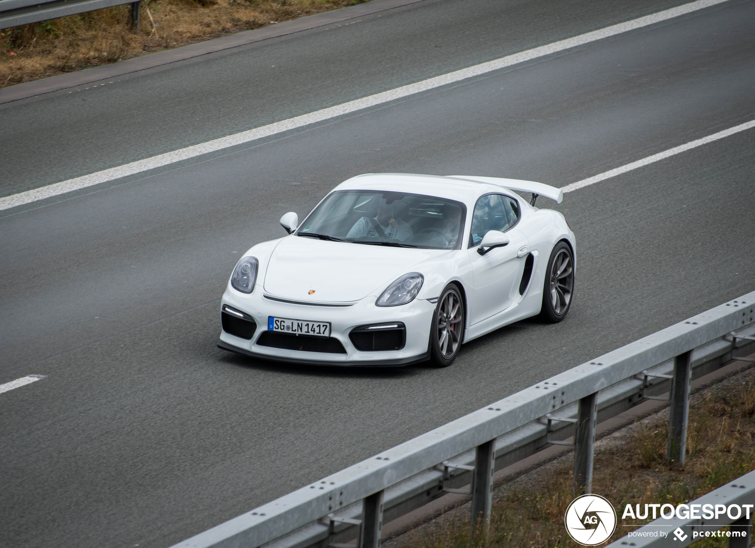 Porsche 981 Cayman GT4