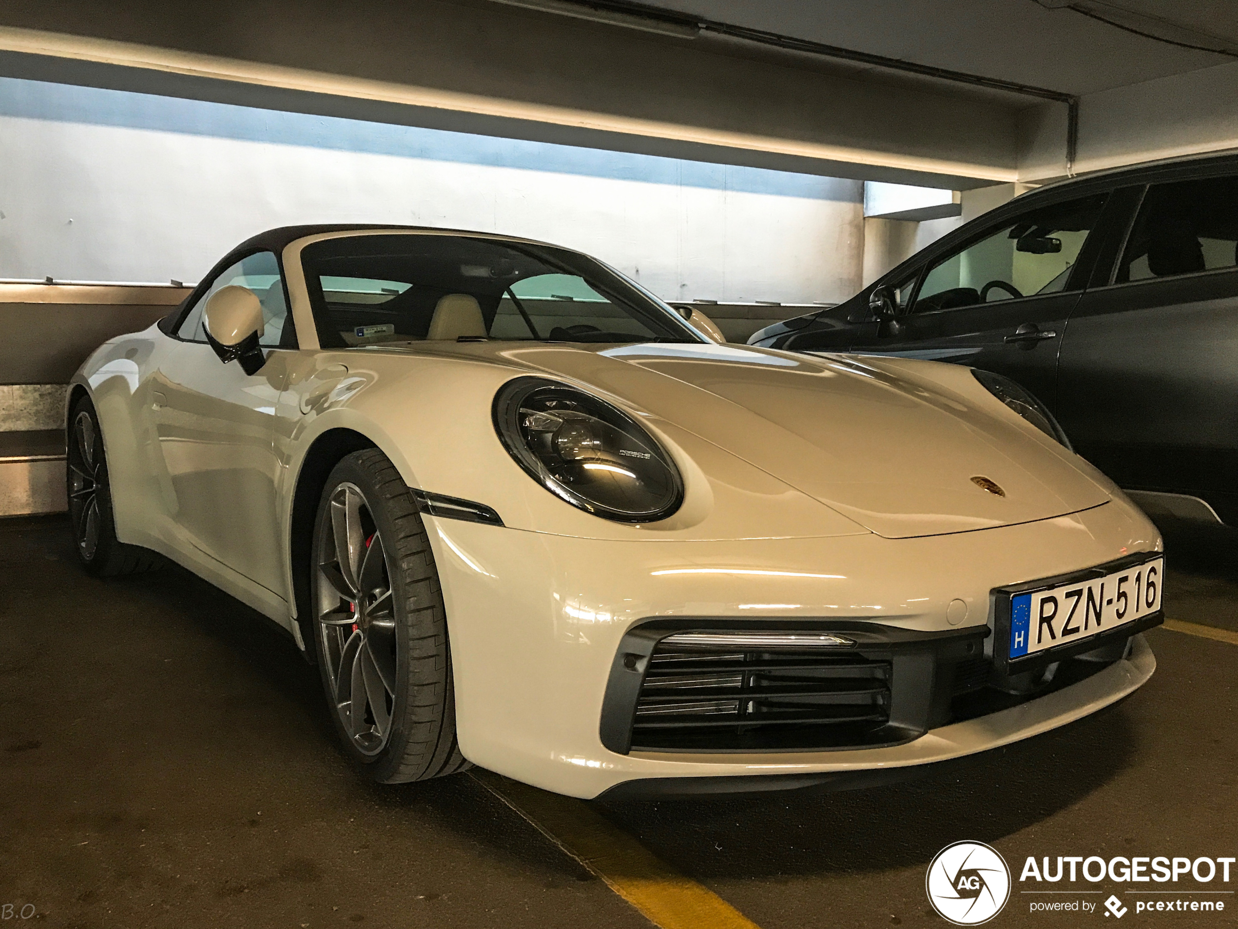 Porsche 992 Carrera 4S Cabriolet