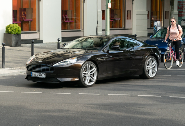 Aston Martin Virage 2011