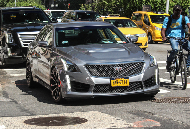 Cadillac CTS-V 2015