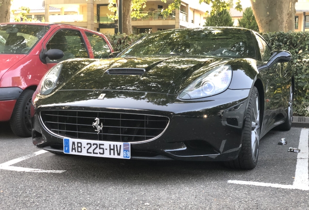 Ferrari California