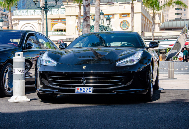 Ferrari GTC4Lusso