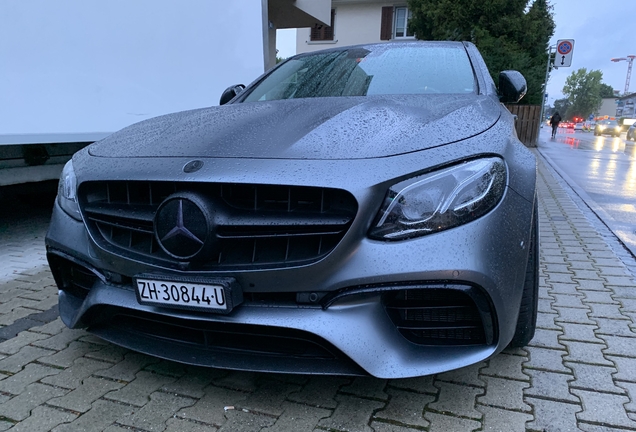 Mercedes-AMG E 63 S W213