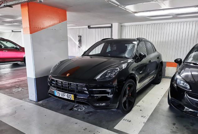 Porsche 95B Macan Turbo