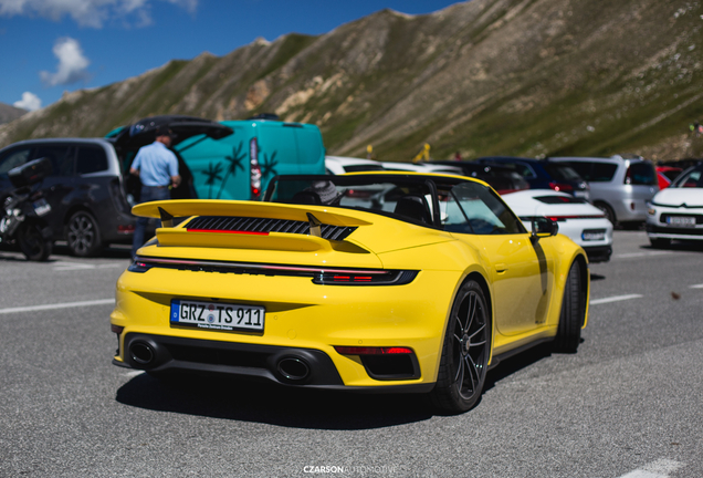 Porsche 992 Turbo S Cabriolet