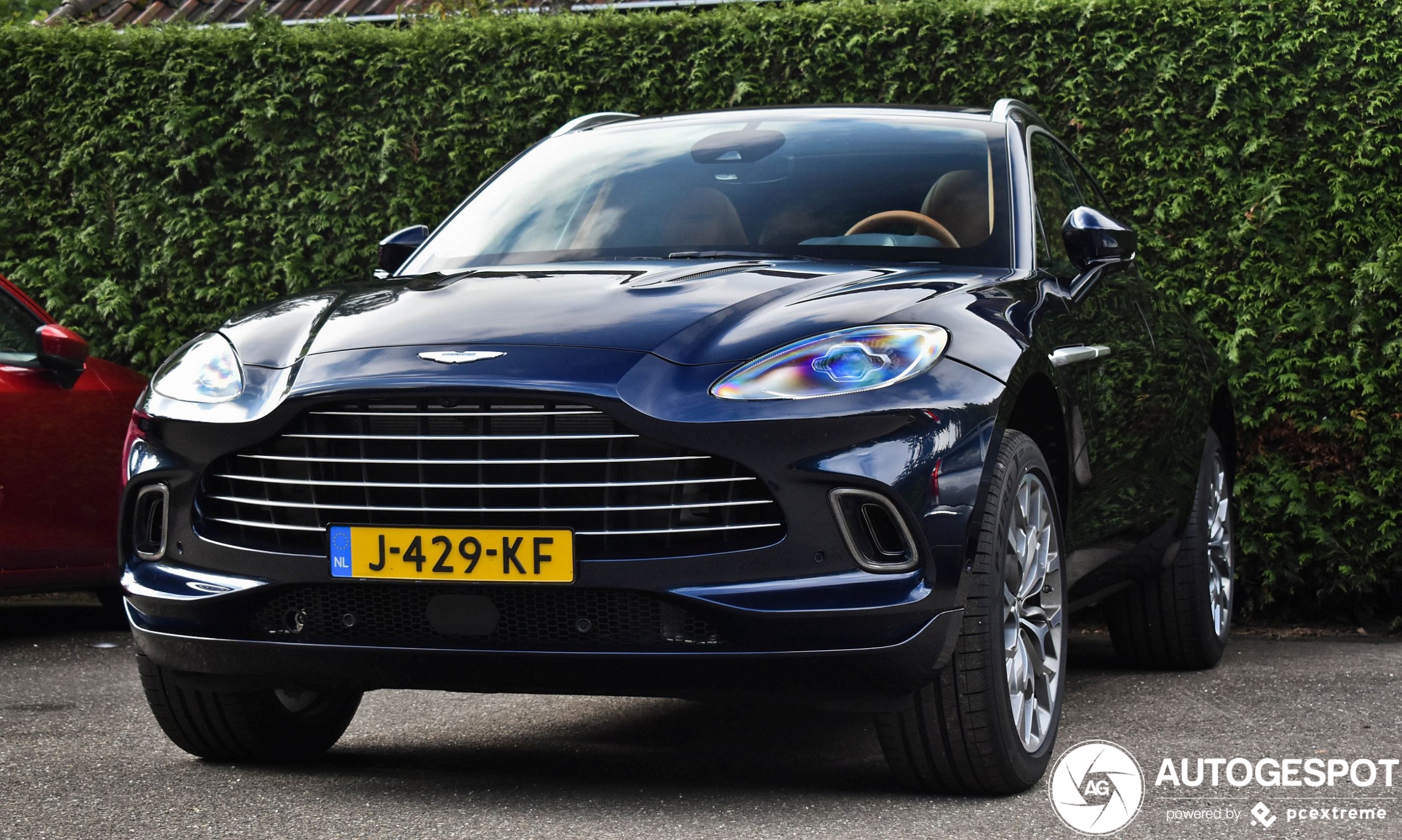 Aston Martin DBX