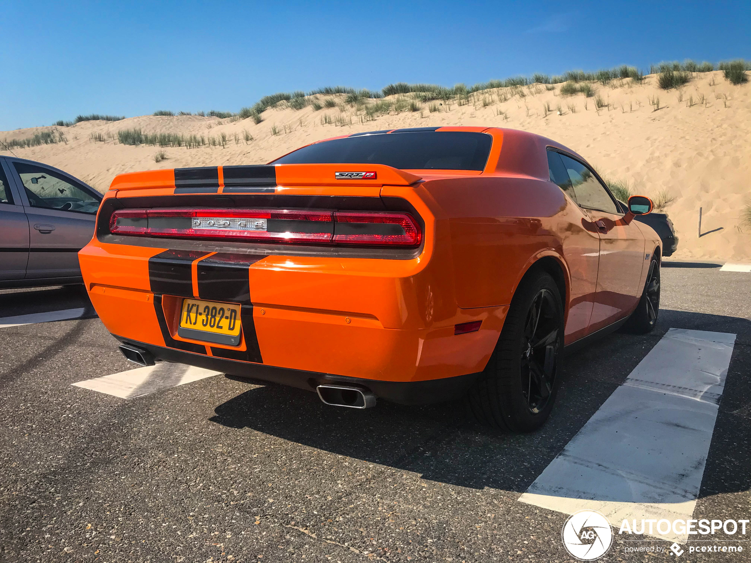 Dodge Challenger SRT-8