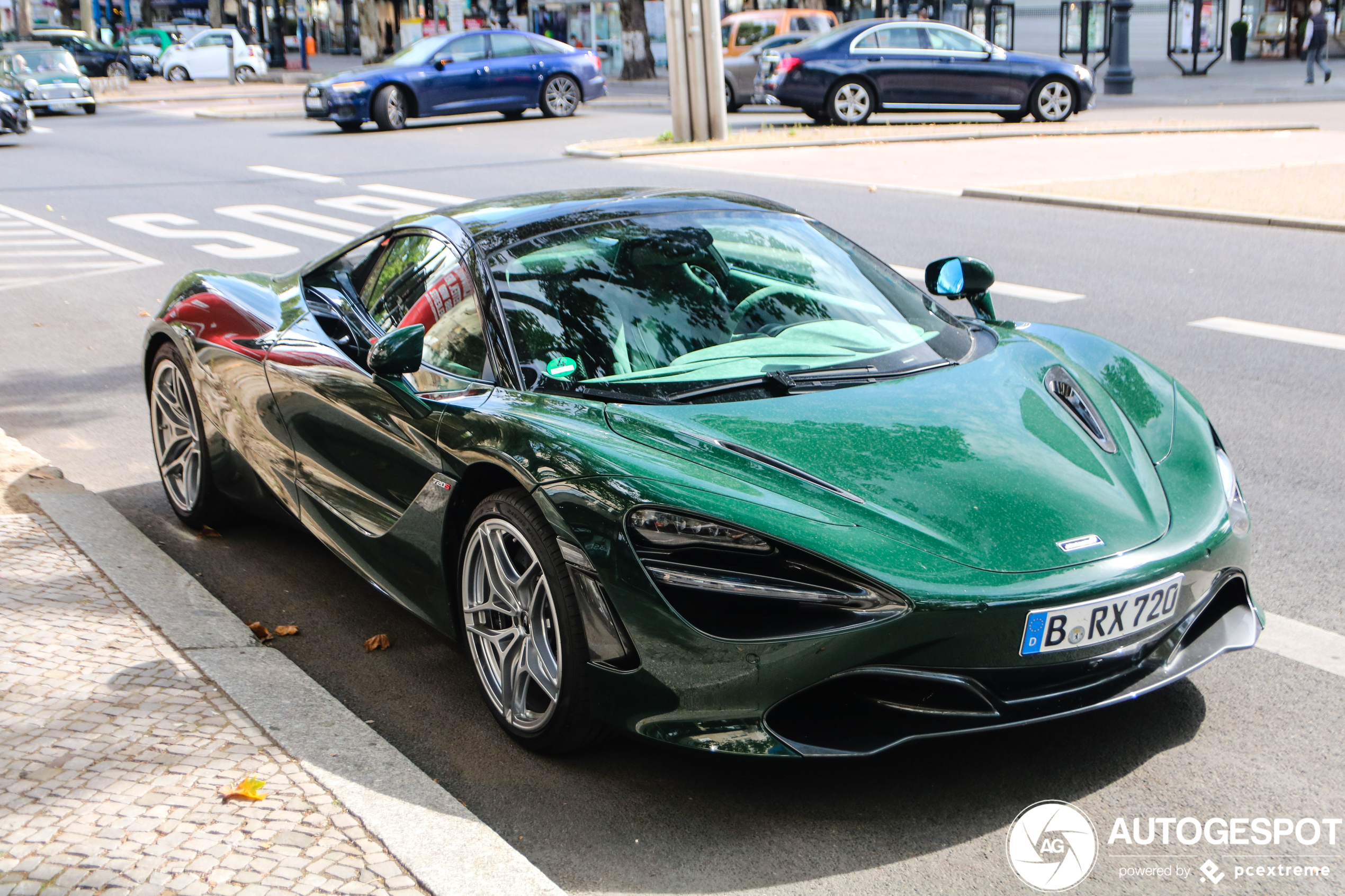 McLaren 720S Spider