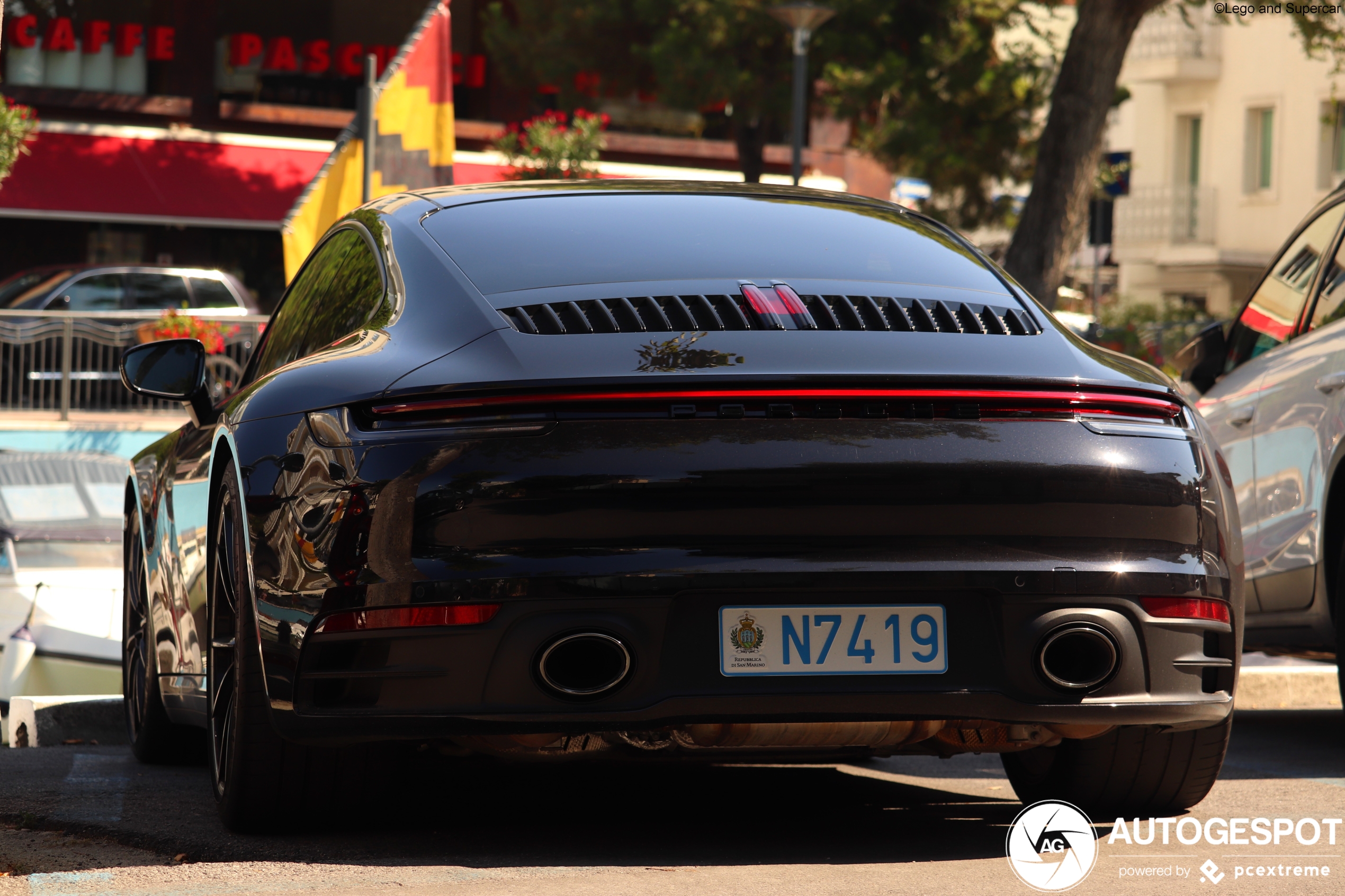 Porsche 992 Carrera 4S