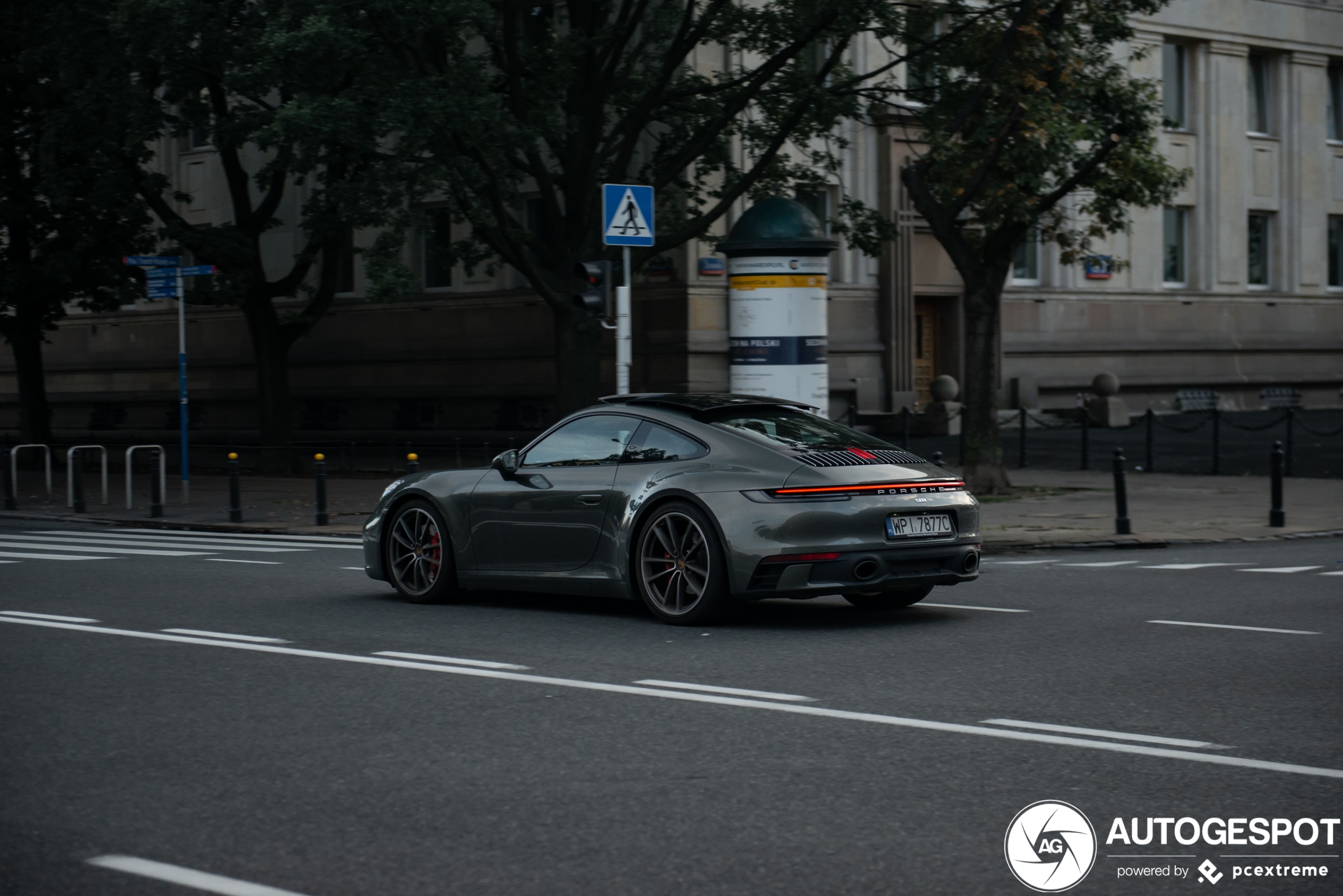 Porsche 992 Carrera S