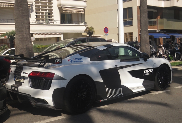 Audi R8 V10 Plus 2015