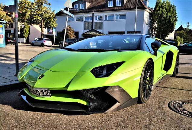 Lamborghini Aventador LP750-4 SuperVeloce Roadster