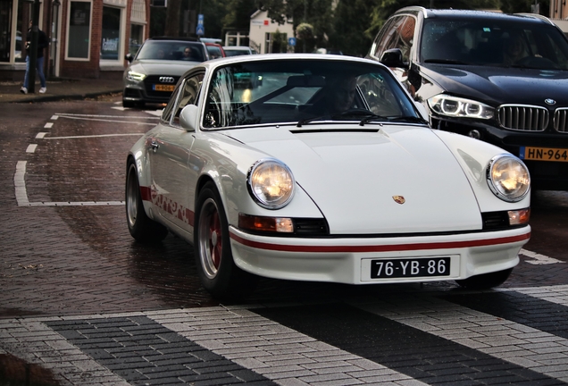 Porsche 911 Carrera RS 2.7