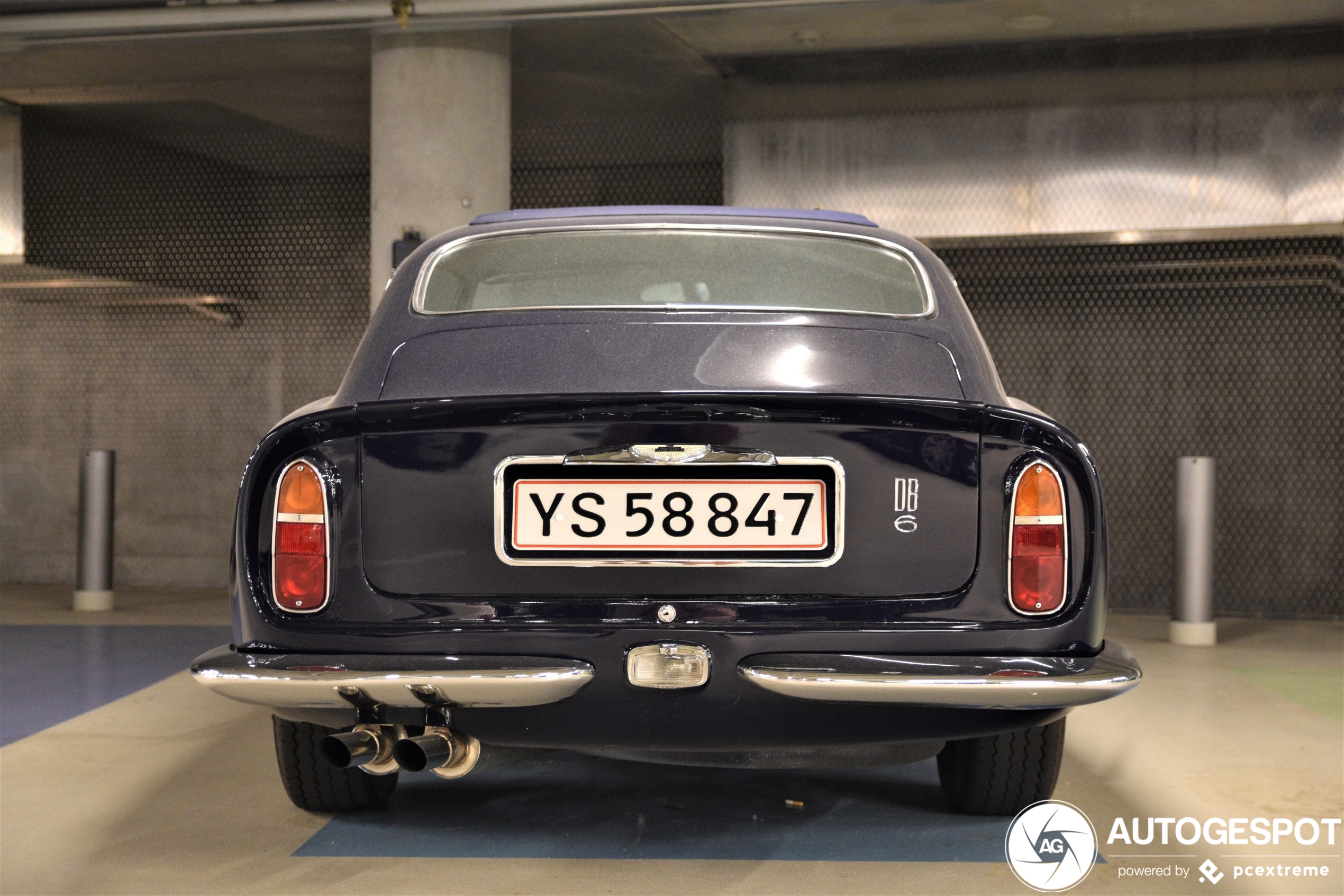 Aston Martin DB6 MKI