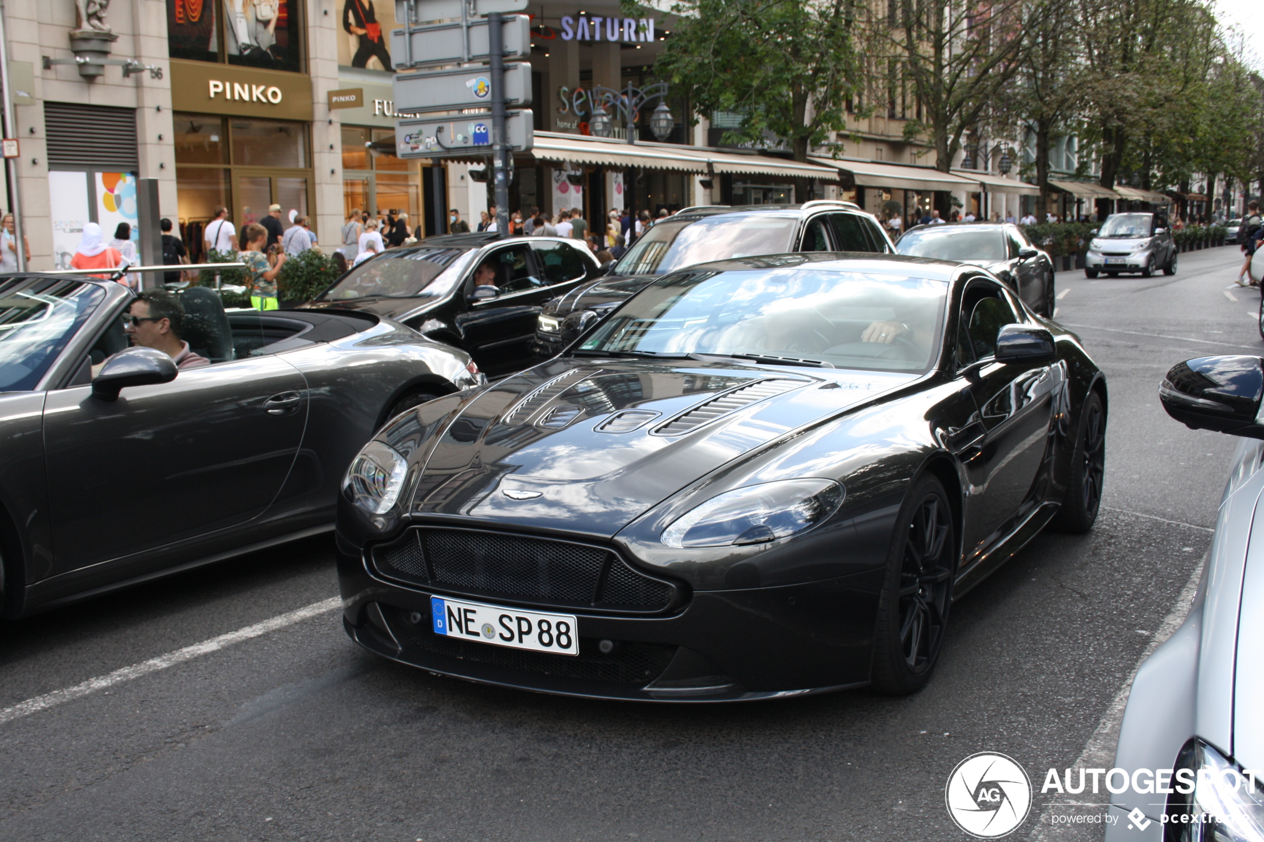 Aston Martin V12 Vantage S