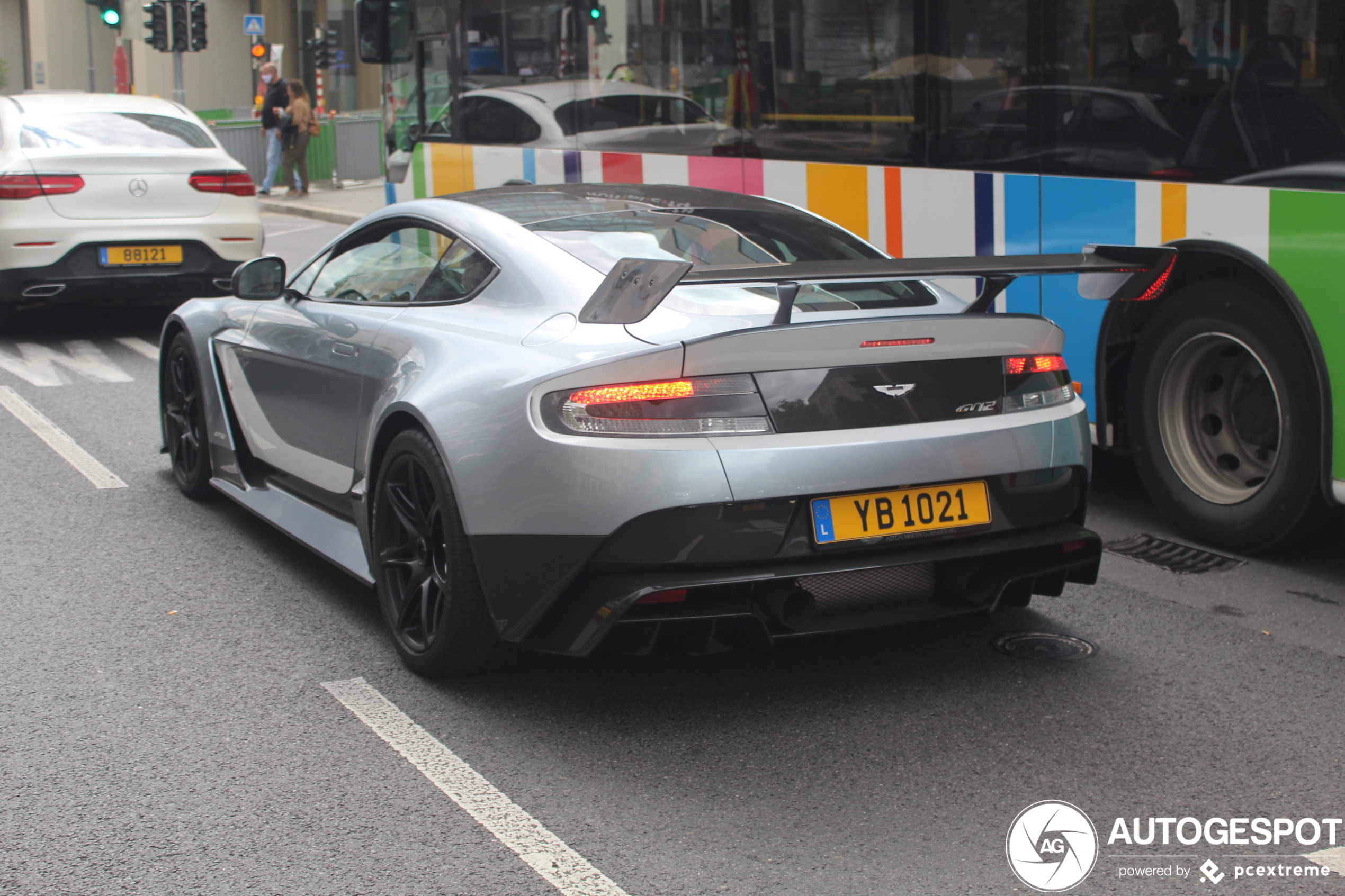 Aston Martin Vantage GT12