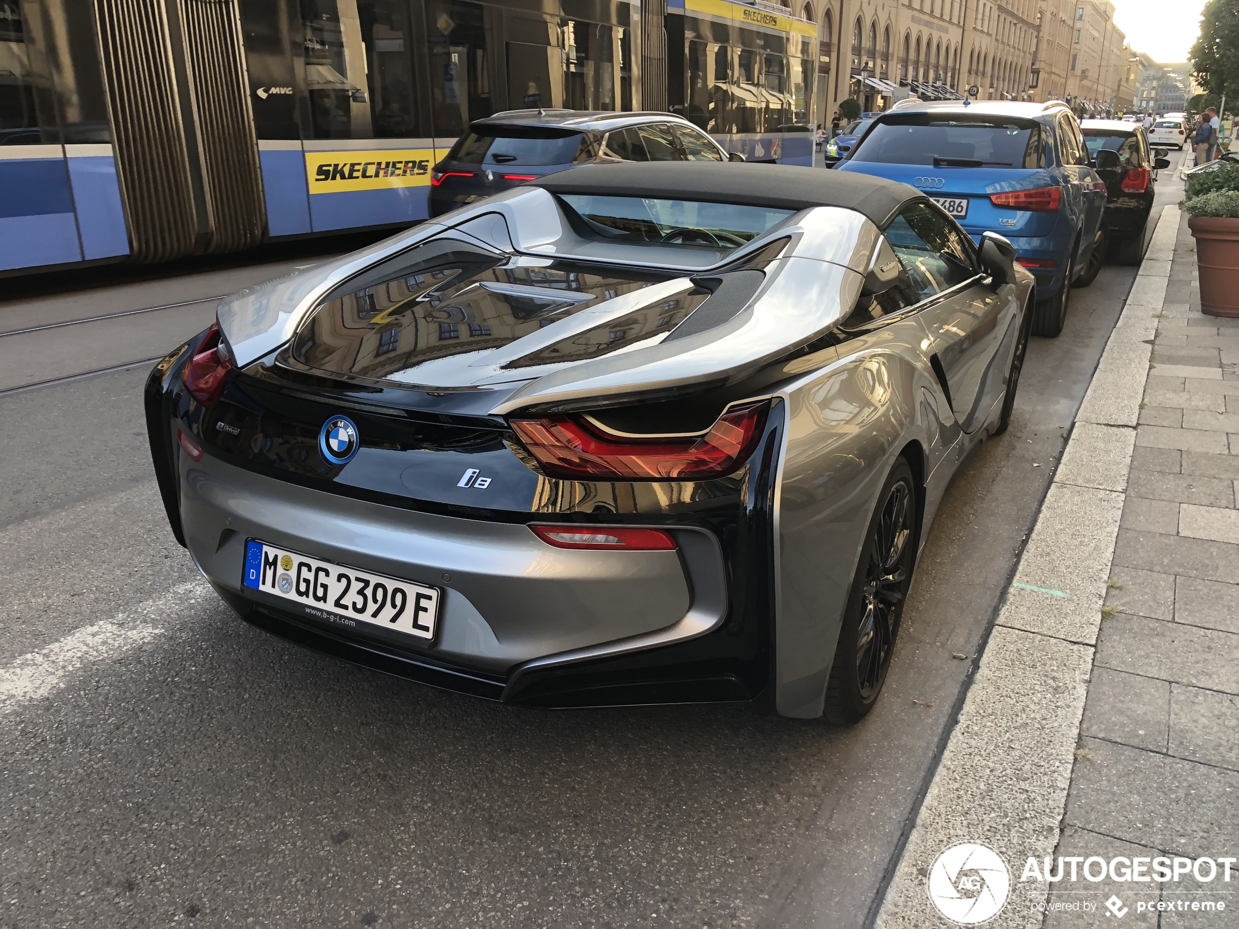 BMW i8 Roadster