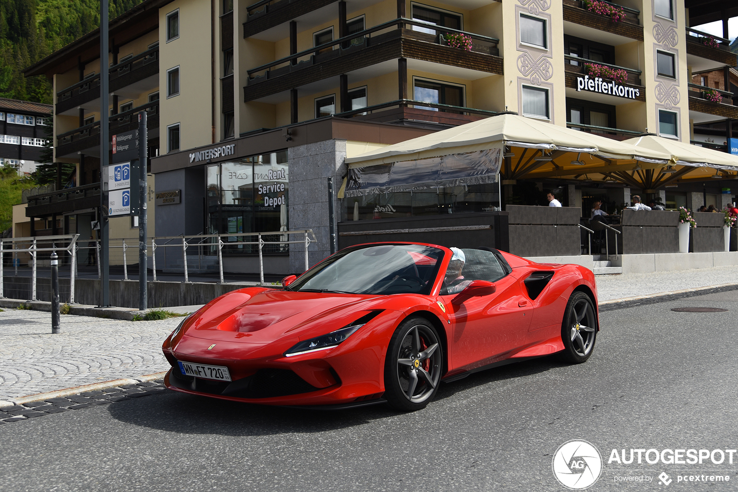 Ferrari F8 Spider