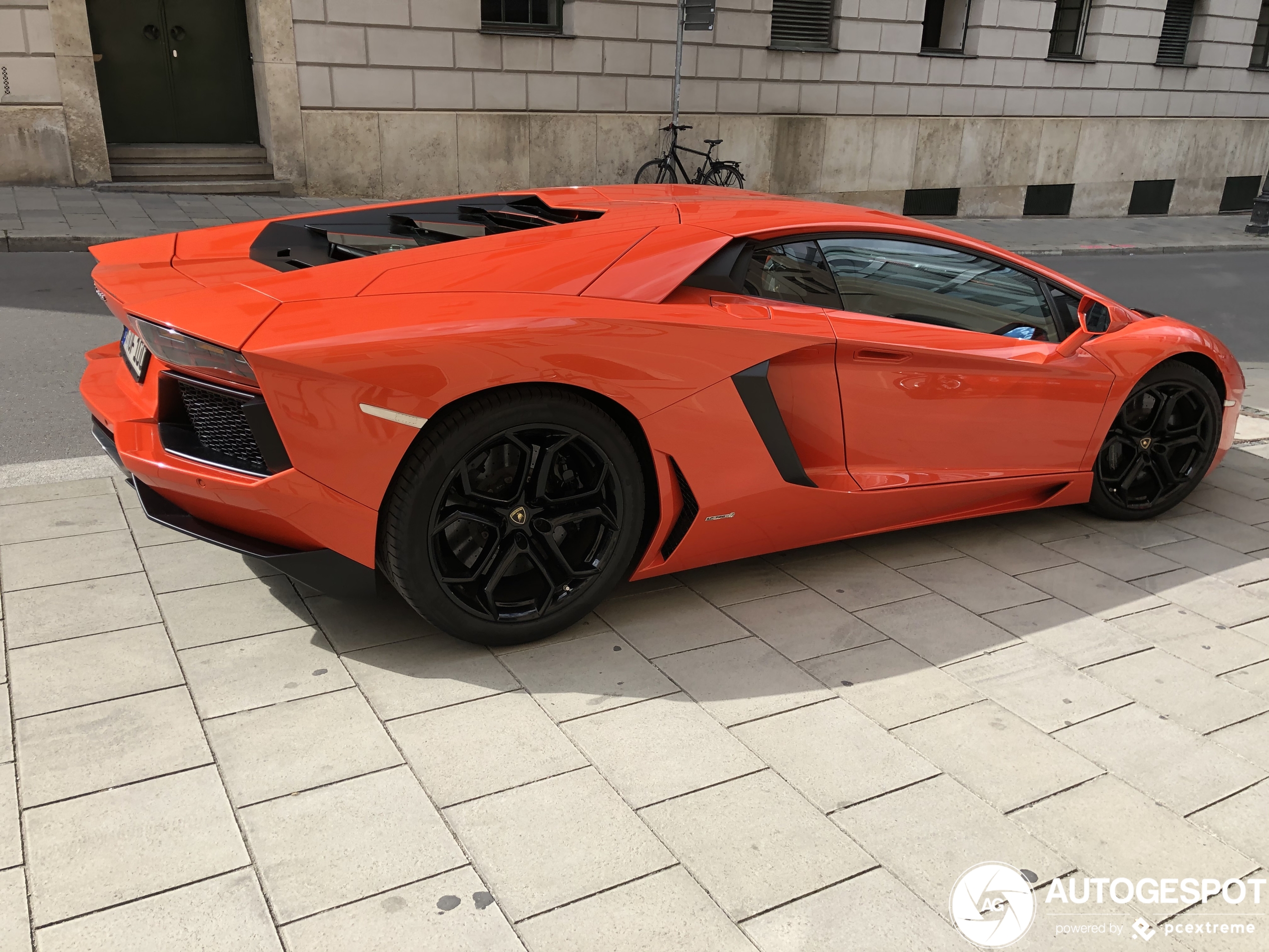 Lamborghini Aventador LP700-4