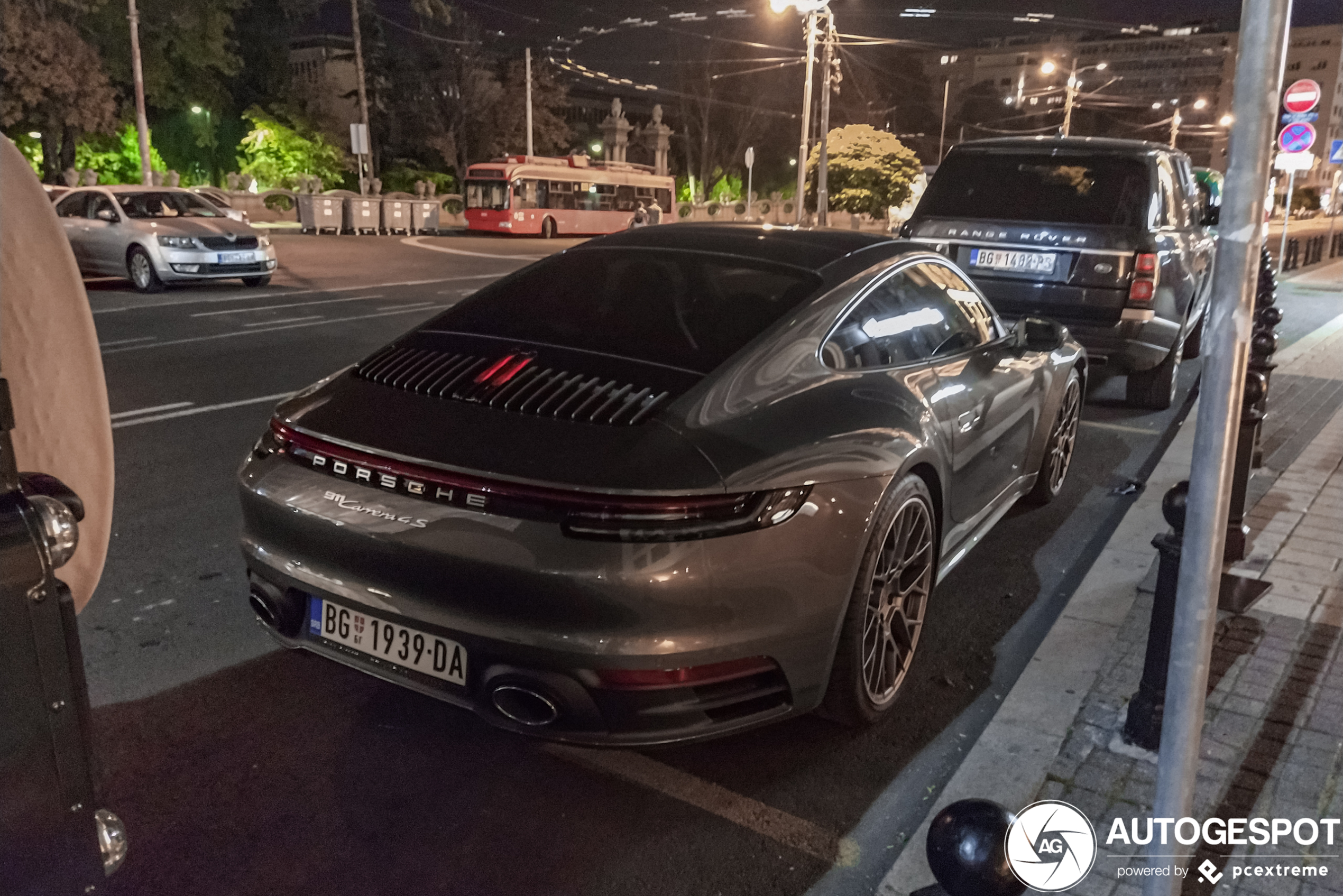 Porsche 992 Carrera 4S