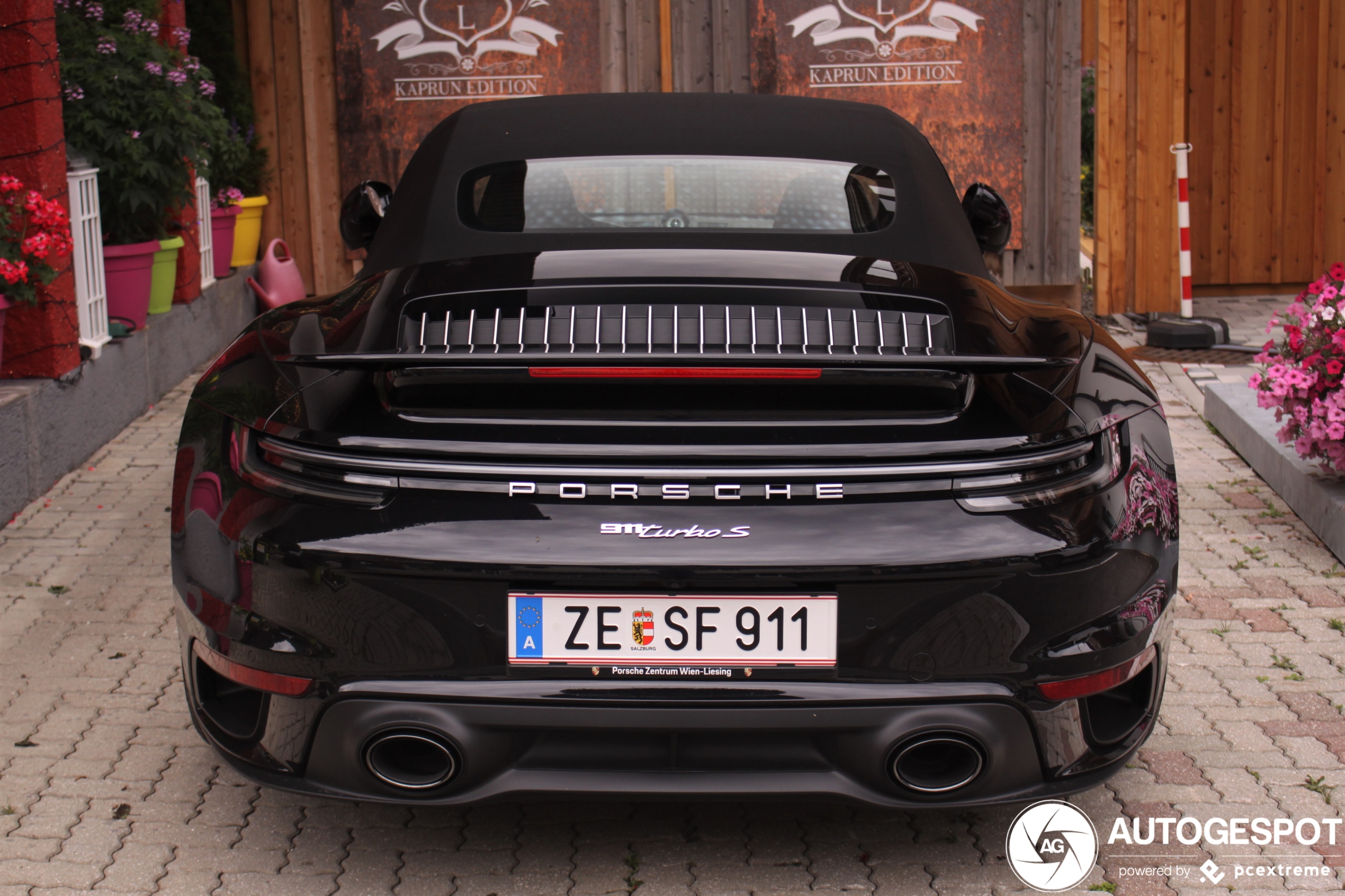 Porsche 992 Turbo S Cabriolet