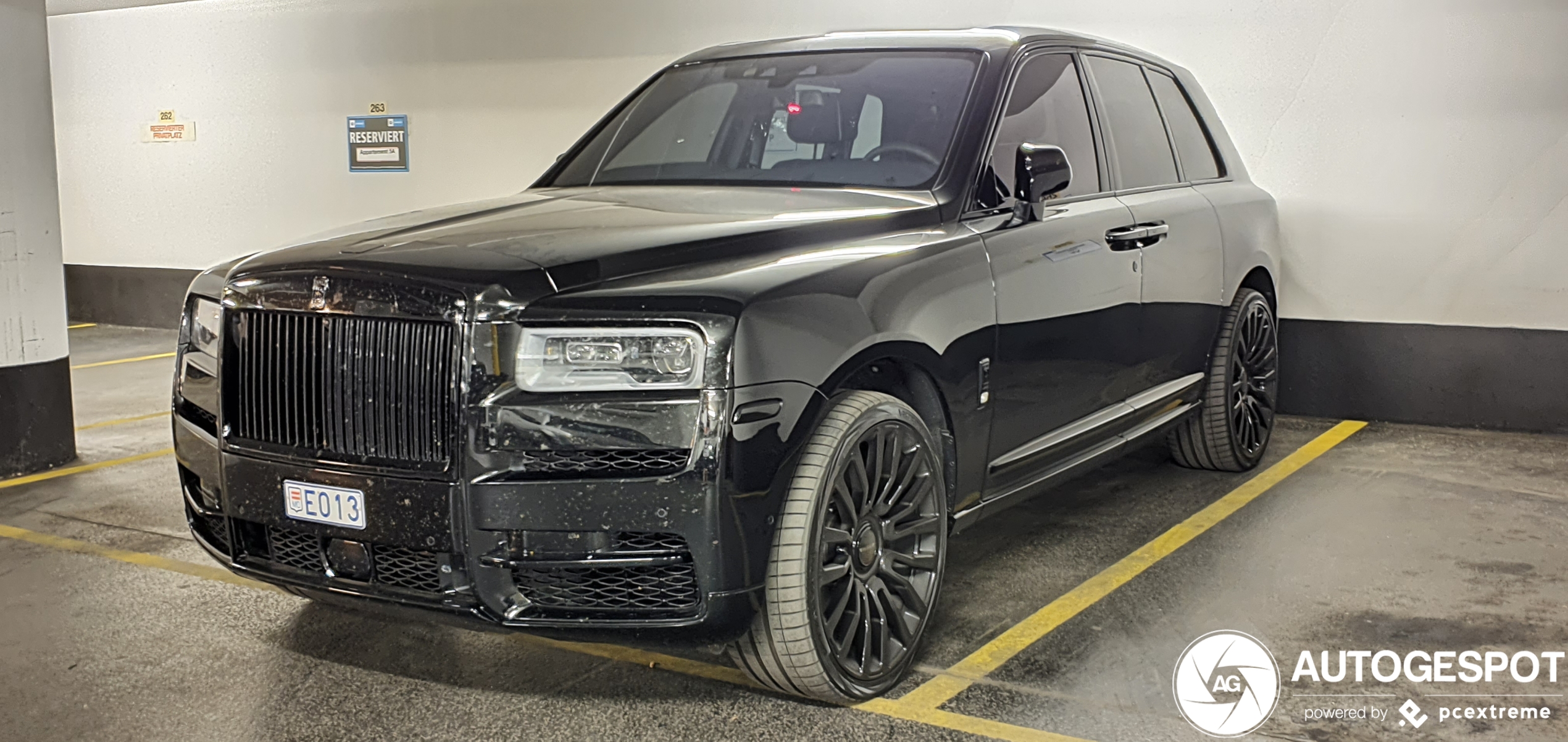 Rolls-Royce Cullinan Black Badge