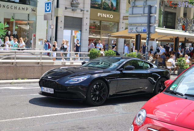 Aston Martin DB11 AMR