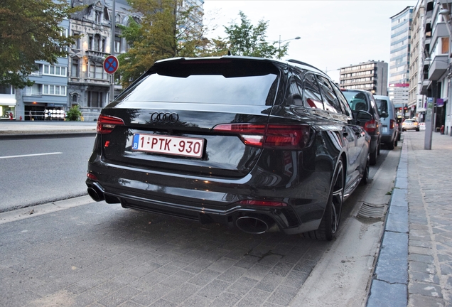 Audi RS4 Avant B9