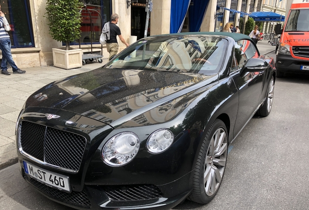 Bentley Continental GTC V8