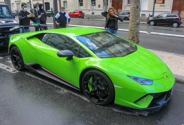 Lamborghini Huracán LP640-4 Performante