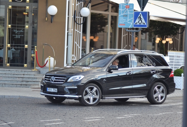 Mercedes-Benz ML 63 AMG W166