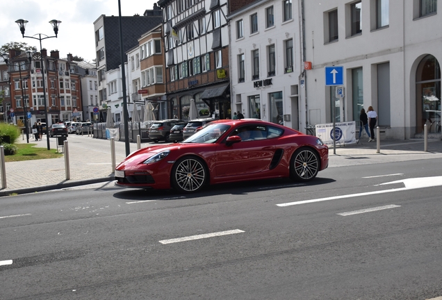 Porsche 718 Cayman GTS