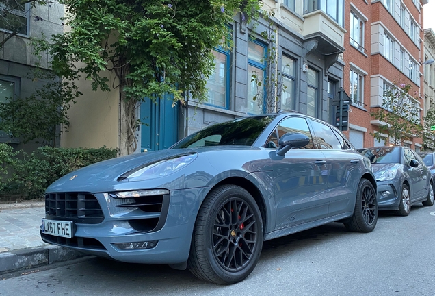 Porsche 95B Macan GTS