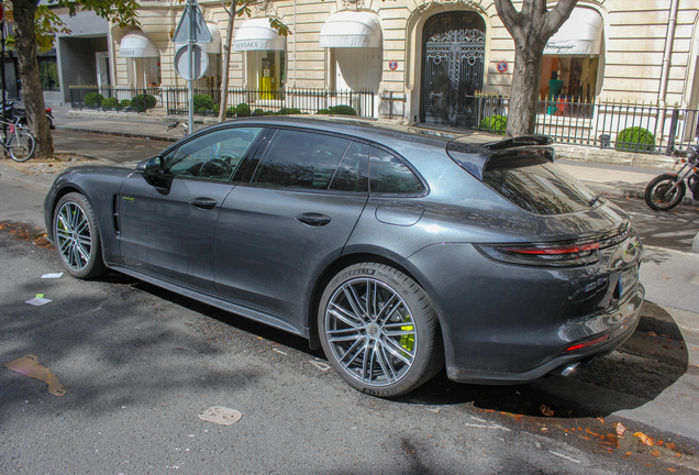 Porsche 971 Panamera Turbo S E-Hybrid Sport Turismo