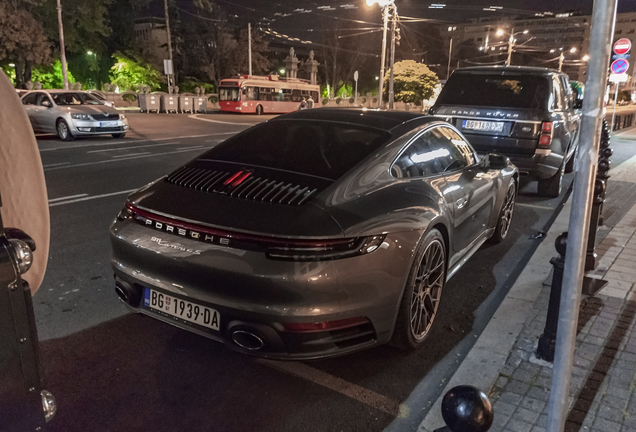 Porsche 992 Carrera 4S