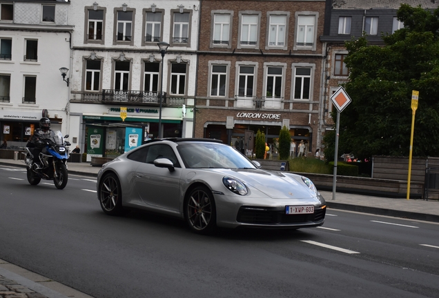 Porsche 992 Carrera 4S