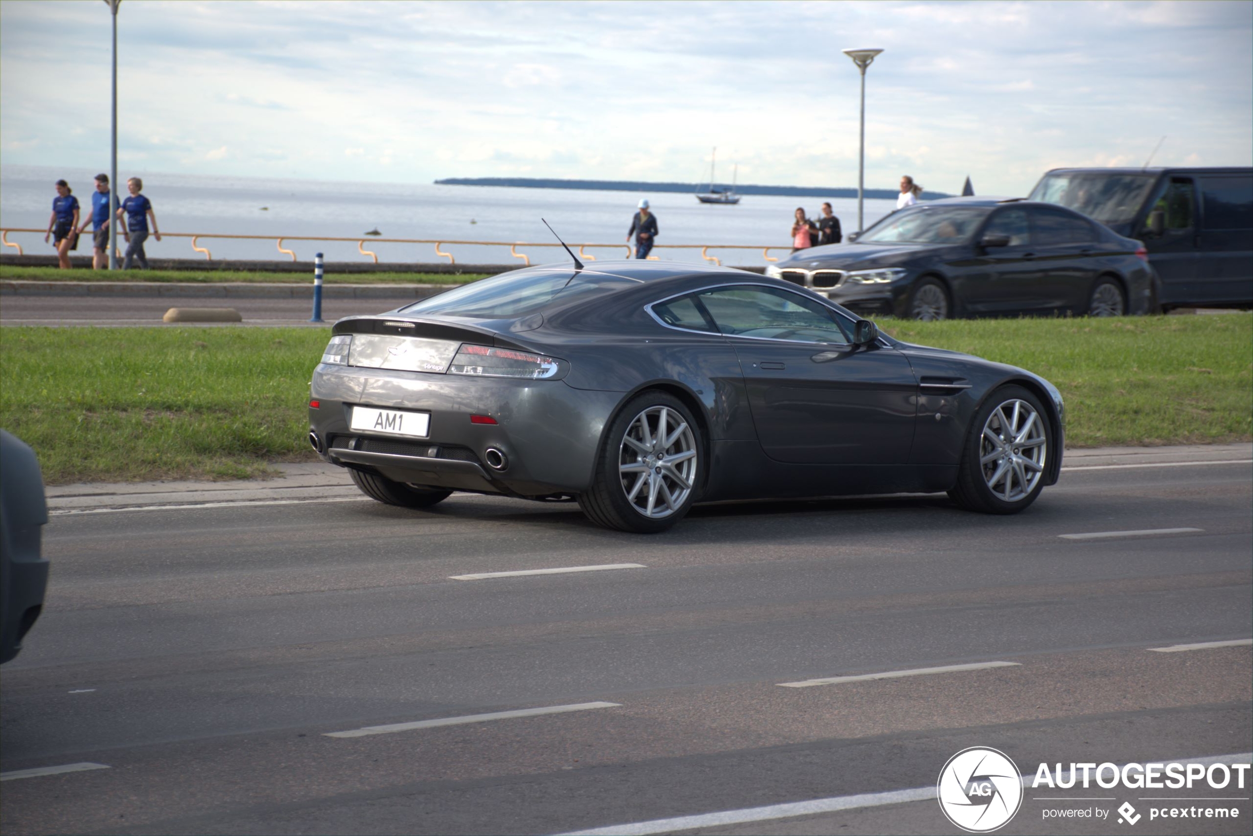 Aston Martin V8 Vantage